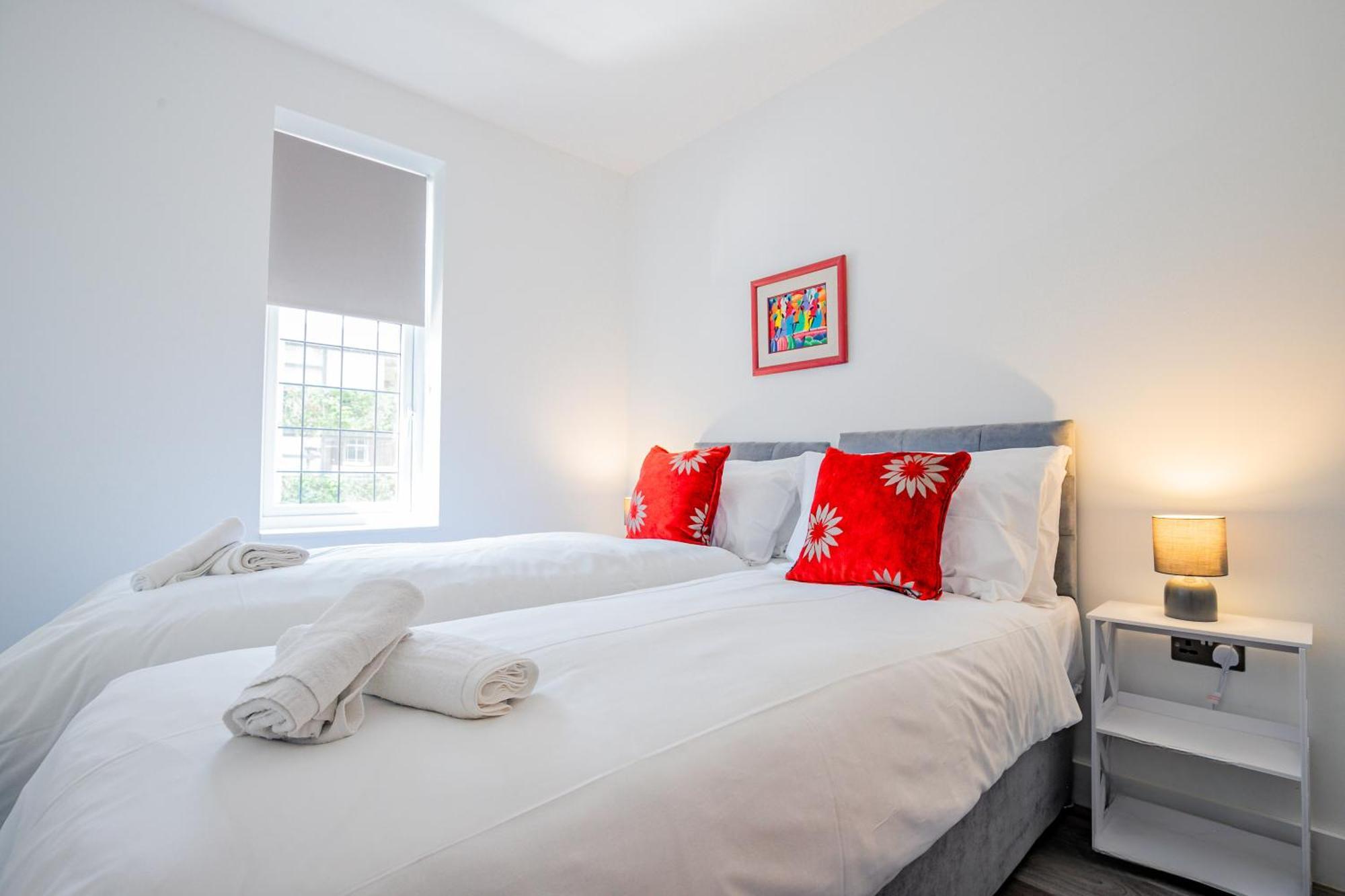 Host & Stay - Croydon Road Apartments Caterham Exterior photo