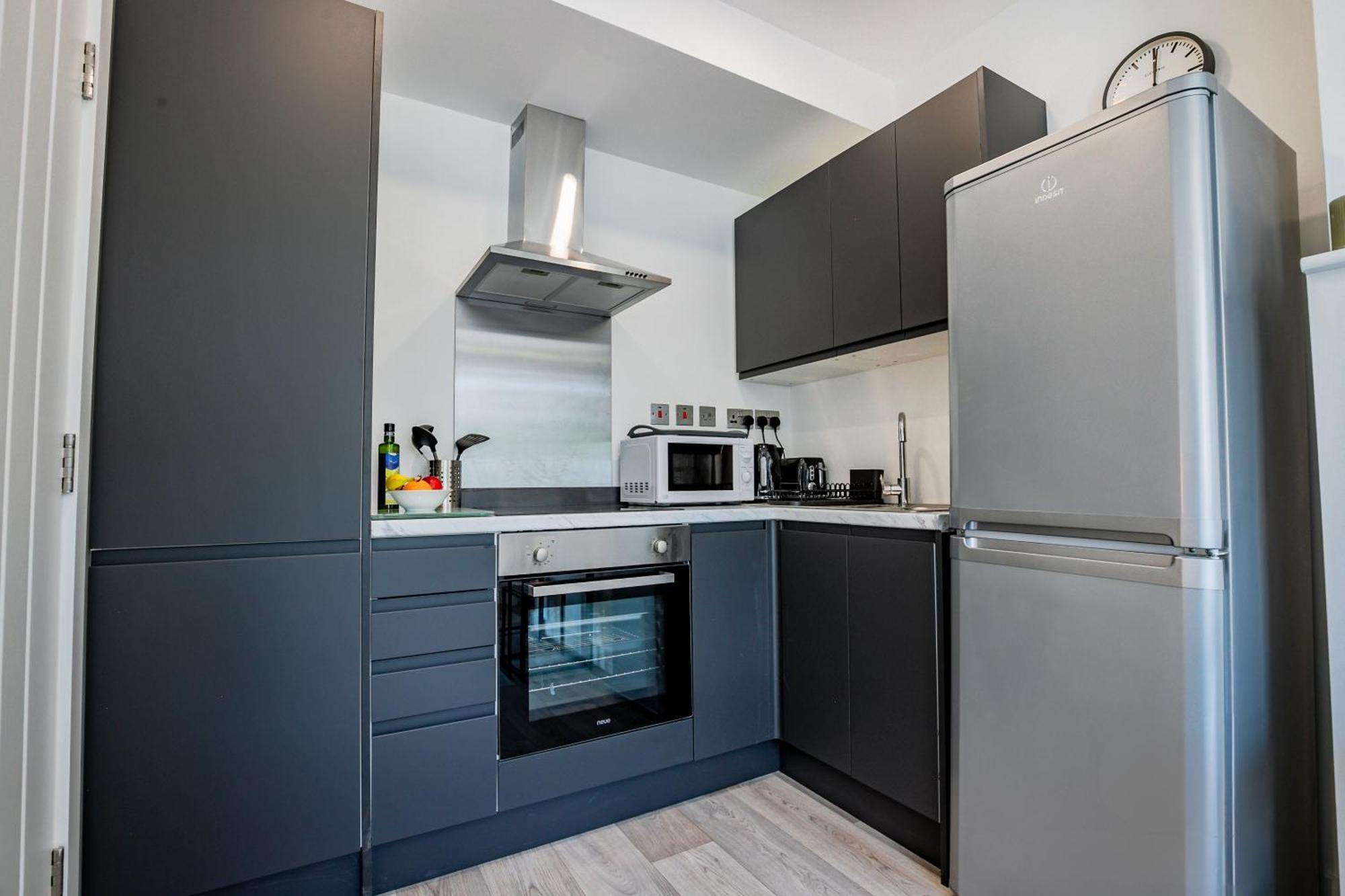 Host & Stay - Croydon Road Apartments Caterham Exterior photo